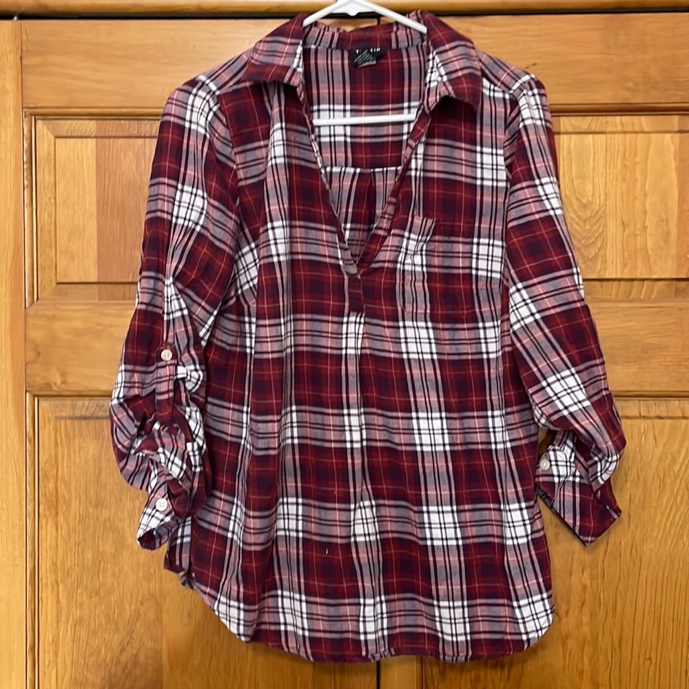 Torrid Flannel / Red  & White / Size 0